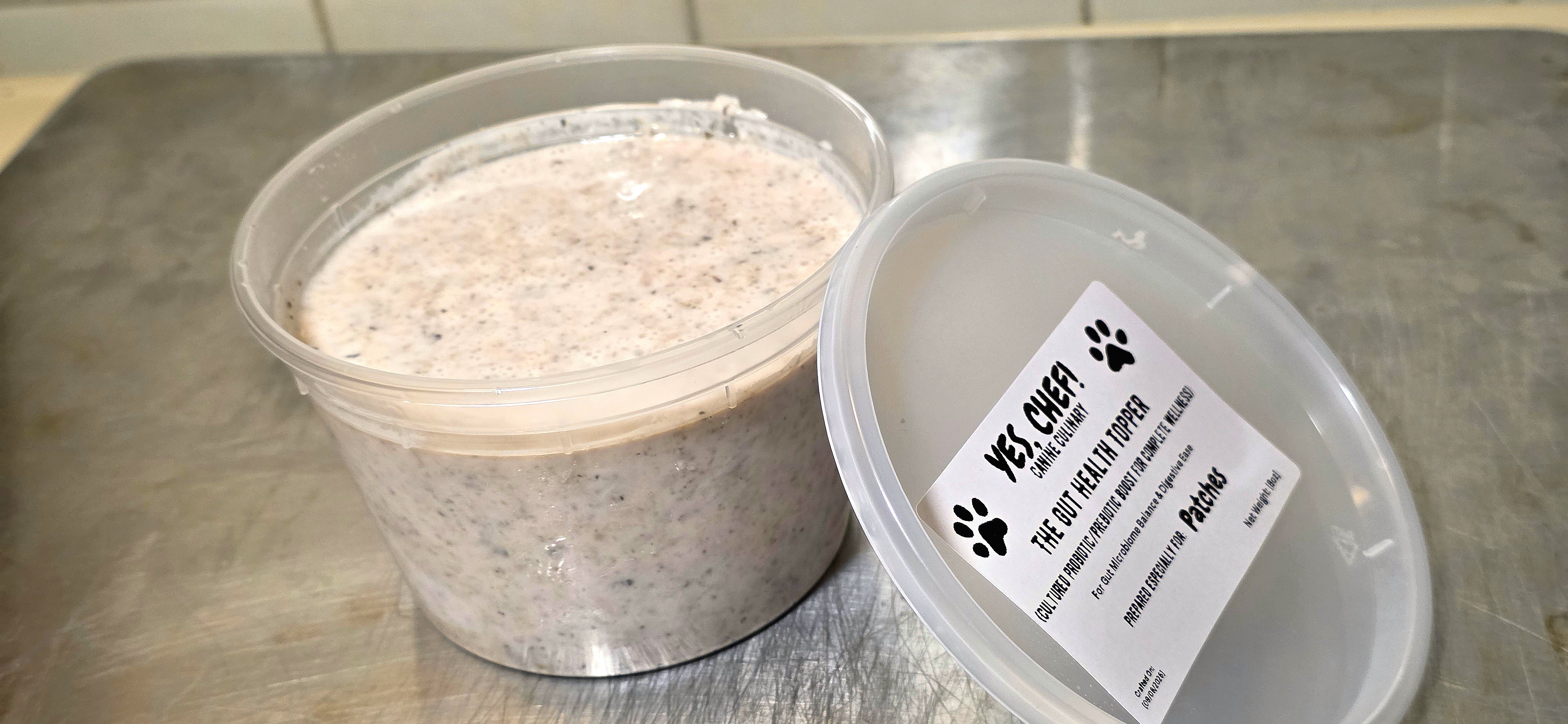 Probiotic gut health topper for dogs